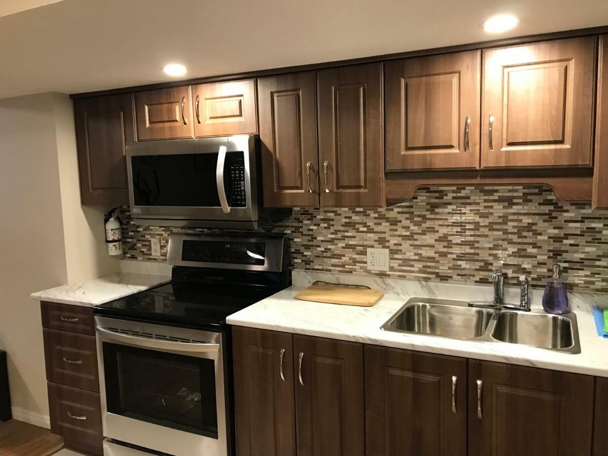 Self Check-In Spacious Apartment With Full Kitchen Ottawa Exterior foto